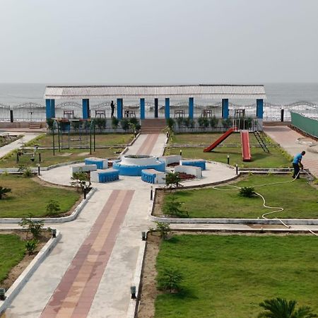 Megha Beach Resort - Sea View 만다르모니 외부 사진