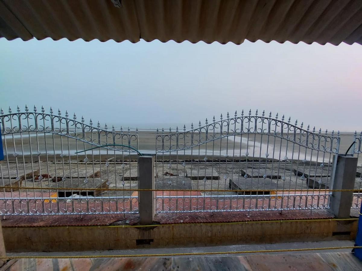 Megha Beach Resort - Sea View 만다르모니 외부 사진