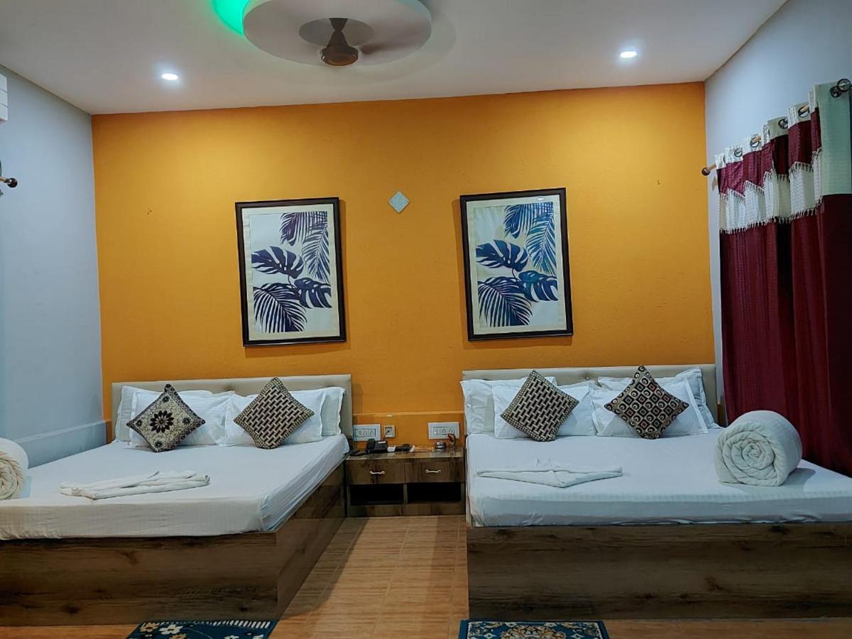 Megha Beach Resort - Sea View 만다르모니 외부 사진