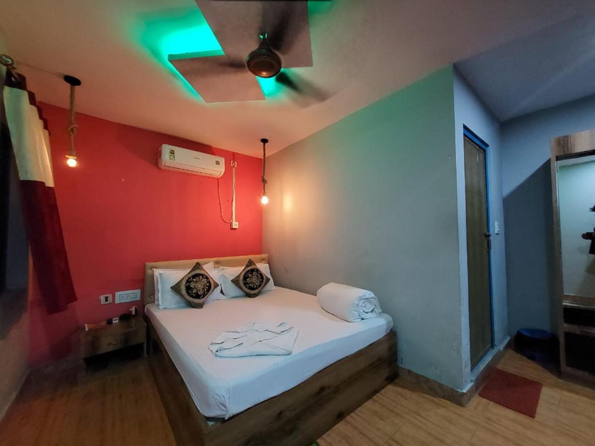 Megha Beach Resort - Sea View 만다르모니 외부 사진