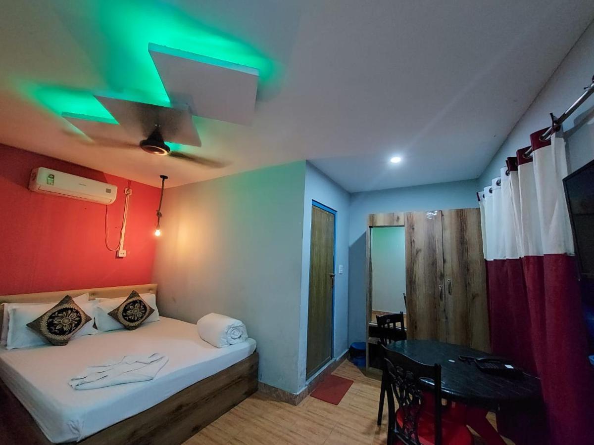 Megha Beach Resort - Sea View 만다르모니 외부 사진